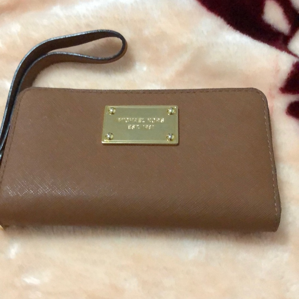 Michael Kors wrislet